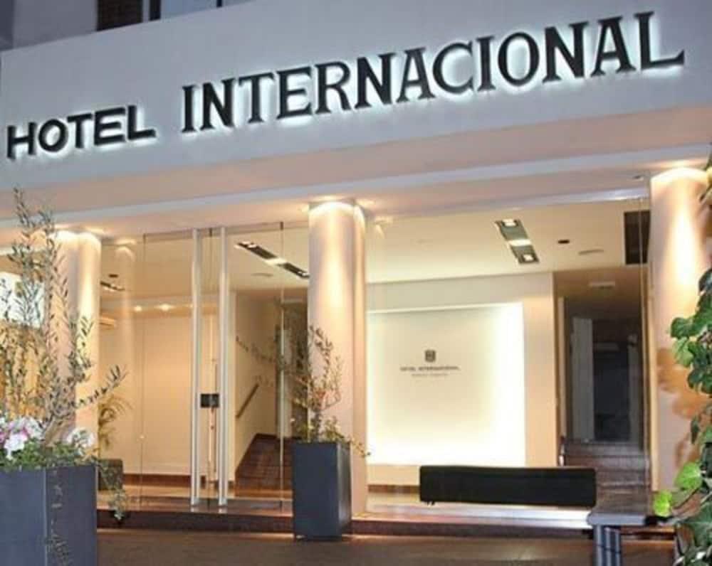 Hotel Internacional Mendoza Exterior foto